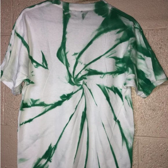 Princess Diana Wearing Eagles Jacket Tie Dye Shirt - Picture 2 of 4